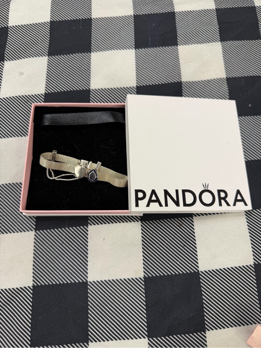 Pandora Silver Mesh Bracelet with chain, Heart and Teardrop Enamel Charm - Picture 7 of 8